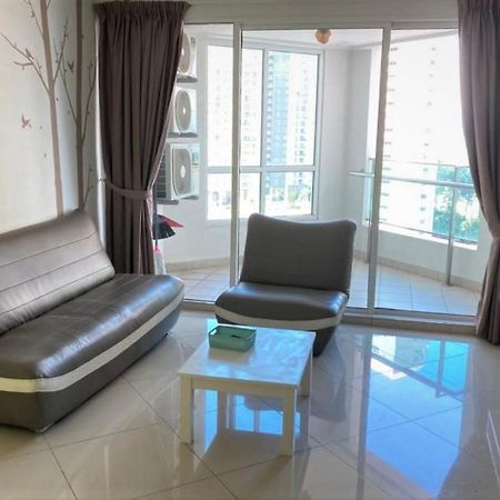 Ferienwohnung Mansion One Seaview Georgetown 2Br 6 Pax Exterior foto